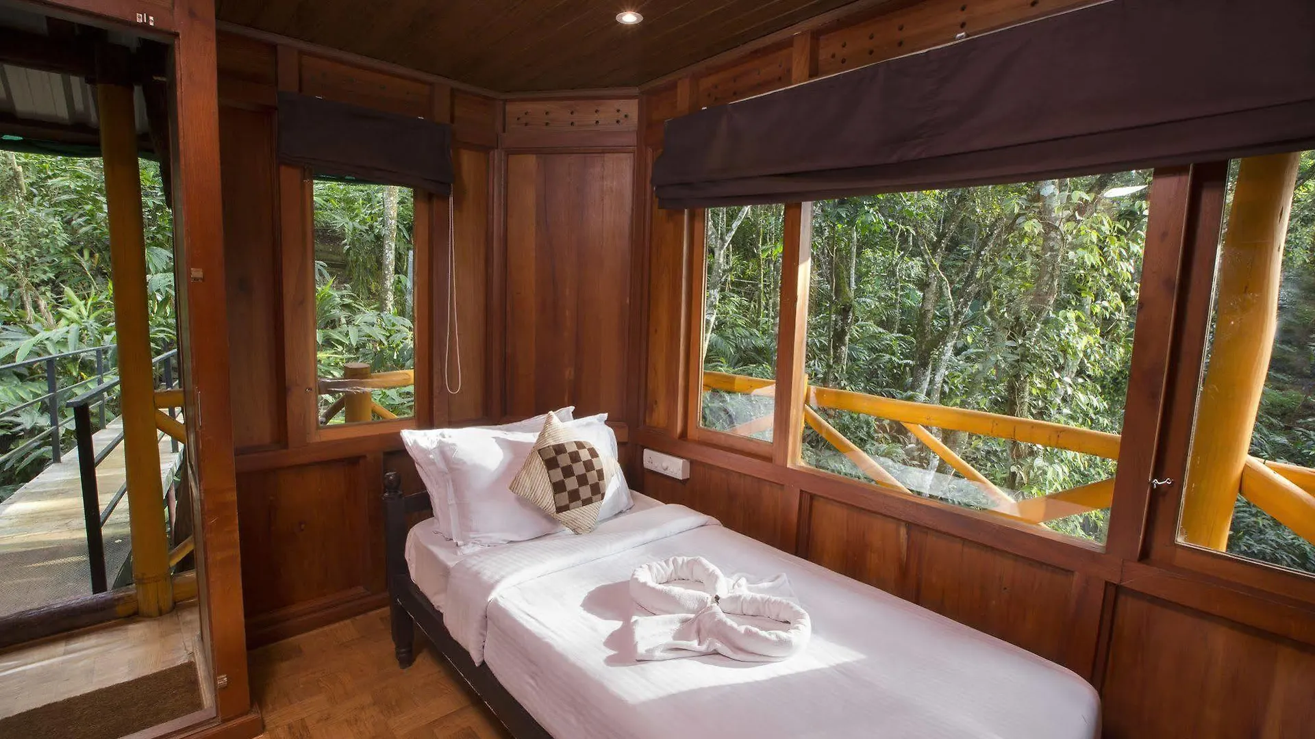 Dream Catcher Resort Муннар